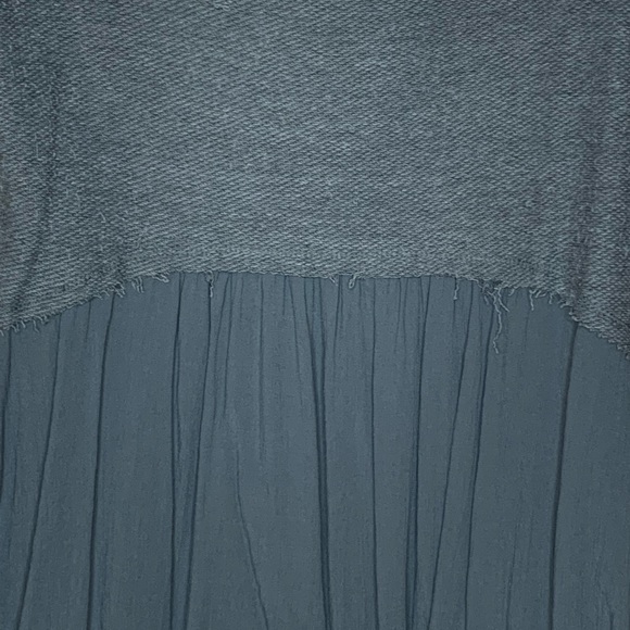 Altar’d state Lace Shoulders Size Medium Charcoal Gray Babydoll Top - Picture 5 of 7